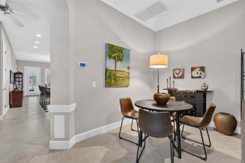 Villa ou maison à vendre à New Smyrna Beach, Floride: 3 chambres, 171.59 m2 № 2285268 - photo 5