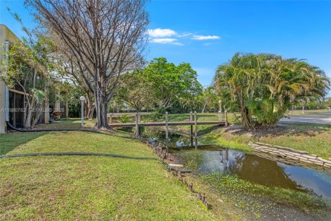 Copropriété à vendre à Davie, Floride: 2 chambres, 114.27 m2 № 2046825 - photo 26