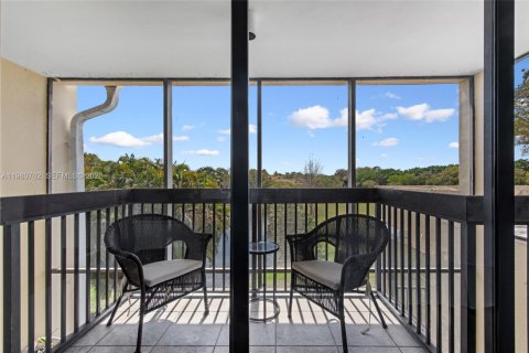 Copropriété à vendre à Davie, Floride: 2 chambres, 114.27 m2 № 2046825 - photo 19