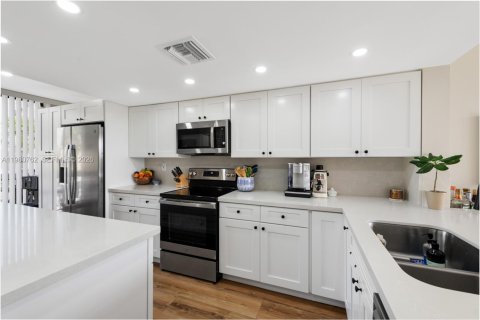 Copropriété à vendre à Davie, Floride: 2 chambres, 114.27 m2 № 2046825 - photo 4