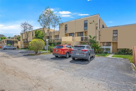 Copropriété à vendre à Davie, Floride: 2 chambres, 114.27 m2 № 2046825 - photo 22