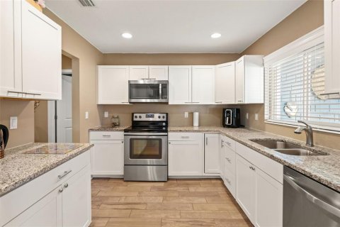 Casa en venta en Tampa, Florida, 3 dormitorios, 192.68 m2 № 1849974 - foto 14