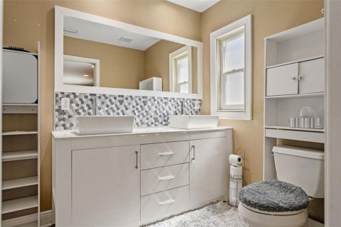 Casa en venta en Tampa, Florida, 3 dormitorios, 192.68 m2 № 1849974 - foto 9
