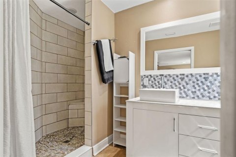 Casa en venta en Tampa, Florida, 3 dormitorios, 192.68 m2 № 1849974 - foto 10