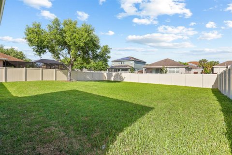 House in Fish Hawk, Florida 4 bedrooms, 207.82 sq.m. № 2216644 - photo 20