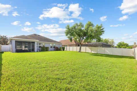 House in Fish Hawk, Florida 4 bedrooms, 207.82 sq.m. № 2216644 - photo 2