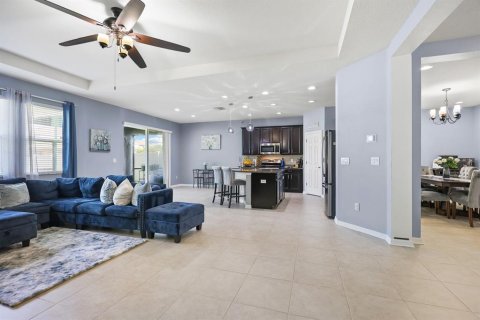 House in Fish Hawk, Florida 4 bedrooms, 207.82 sq.m. № 2216644 - photo 7