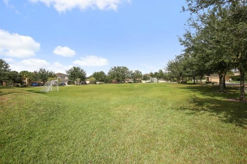 House in Fish Hawk, Florida 4 bedrooms, 207.82 sq.m. № 2216644 - photo 29