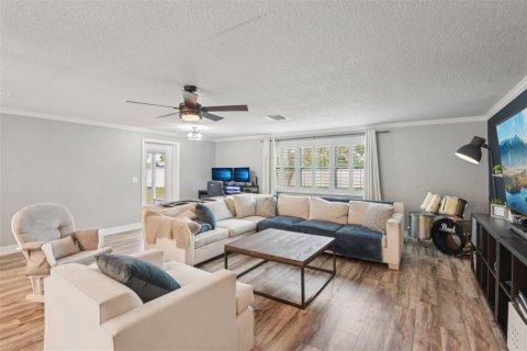 Villa ou maison à vendre à Zephyrhills, Floride: 3 chambres, 156.82 m2 № 2200785 - photo 5