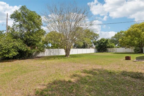 Villa ou maison à vendre à Zephyrhills, Floride: 3 chambres, 156.82 m2 № 2200785 - photo 28