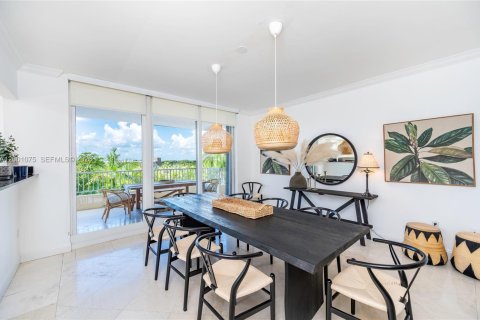 Condo in Key Biscayne, Florida, 2 bedrooms  № 2067661 - photo 2