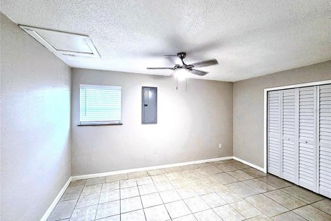 Villa ou maison à louer à Clearwater, Floride: 3 chambres, 121.14 m2 № 2431829 - photo 9