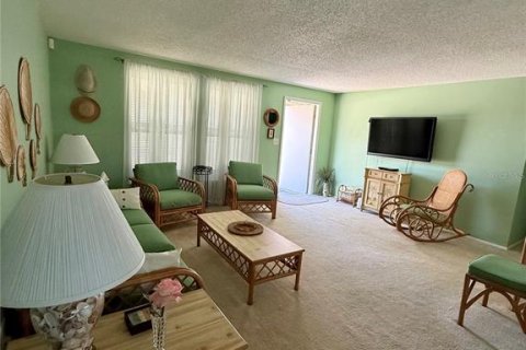 Villa ou maison à louer à Port Charlotte, Floride: 3 chambres, 101.45 m2 № 2098651 - photo 5