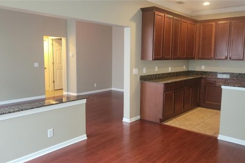 Adosado en venta en Tarpon Springs, Florida, 4 dormitorios, 213.77 m2 № 2259459 - foto 12