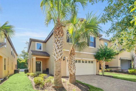 House in Kissimmee, Florida 5 bedrooms, 231.51 sq.m. № 2220637 - photo 2