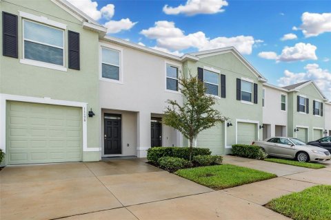 Touwnhouse à vendre à Land O' Lakes, Floride: 3 chambres, 155.43 m2 № 2412694 - photo 12