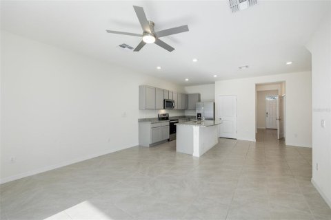 Touwnhouse à vendre à Land O' Lakes, Floride: 3 chambres, 155.43 m2 № 2412694 - photo 27