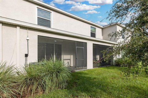 Touwnhouse à vendre à Land O' Lakes, Floride: 3 chambres, 155.43 m2 № 2412694 - photo 8