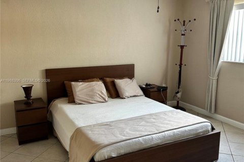 Купить кондоминиум в Санрайз, Флорида 2 спальни, 78.97м2, № 2154020 - фото 19