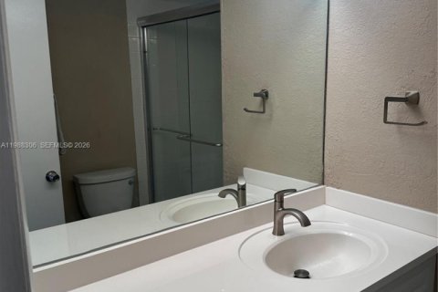 Купить кондоминиум в Санрайз, Флорида 2 спальни, 78.97м2, № 2154020 - фото 21