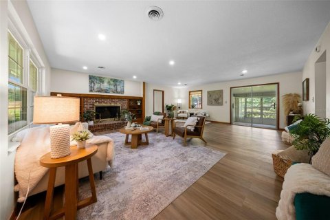 Casa en venta en Ocala, Florida, 3 dormitorios, 171.5 m2 № 2232580 - foto 4