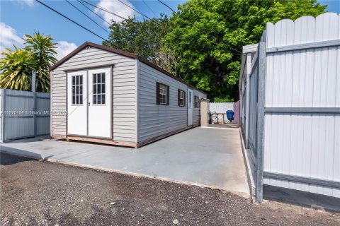 Immobilier commercial à vendre à Miami, Floride: 193.14 m2 № 1969459 - photo 22