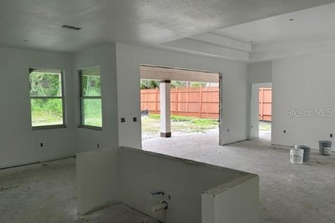 House in North Port, Florida 3 bedrooms, 168.15 sq.m. № 673969 - photo 8