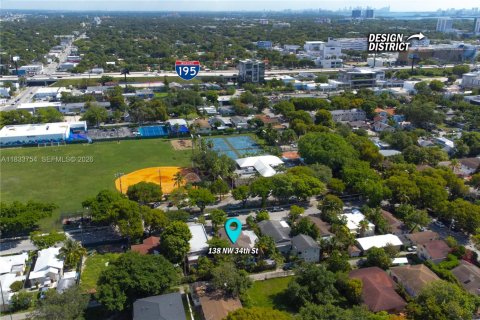 Villa ou maison à vendre à Miami, Floride: 2 chambres, 140.28 m2 № 2060095 - photo 8