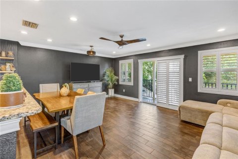 Casa en venta en Tampa, Florida, 4 dormitorios, 233.37 m2 № 2197944 - foto 15