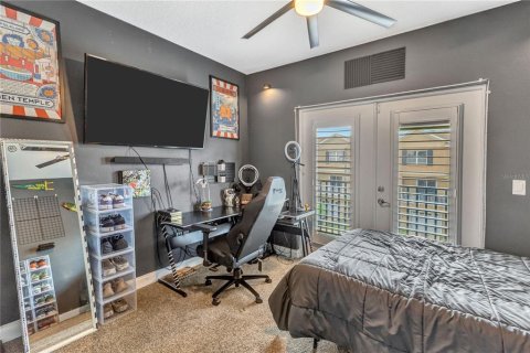 Casa en venta en Tampa, Florida, 4 dormitorios, 233.37 m2 № 2197944 - foto 25