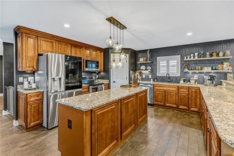 Casa en venta en Tampa, Florida, 4 dormitorios, 233.37 m2 № 2197944 - foto 9