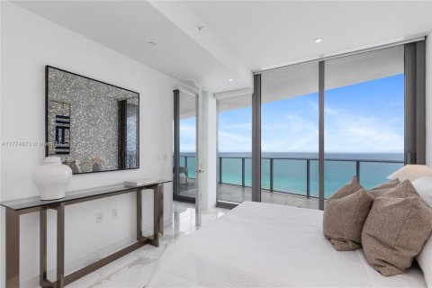 Condo in Sunny Isles Beach, Florida, 2 bedrooms  № 1865517 - photo 20