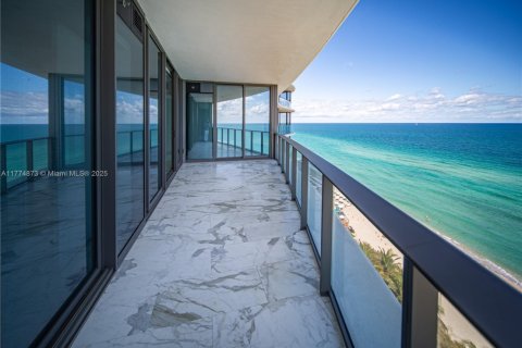 Condominio en venta en Sunny Isles Beach, Florida, 2 dormitorios, 145.95 m2 № 1865517 - foto 6