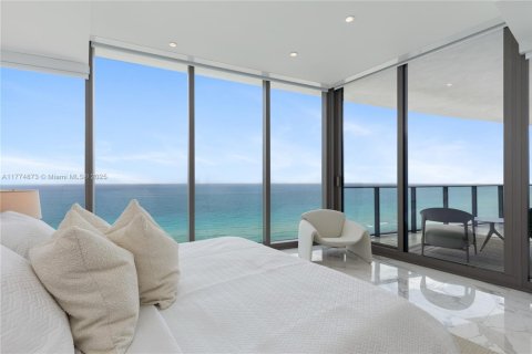 Condominio en venta en Sunny Isles Beach, Florida, 2 dormitorios, 145.95 m2 № 1865517 - foto 26