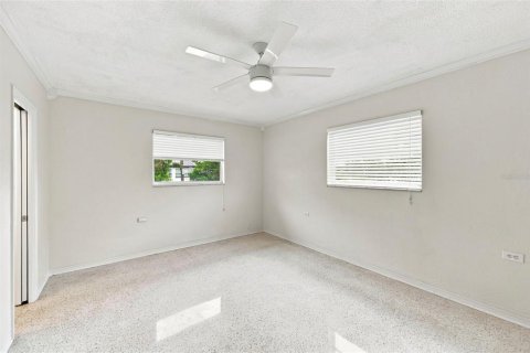 Condominio en venta en Saint Petersburg, Florida, 2 dormitorios, 102.19 m2 № 2277906 - foto 12