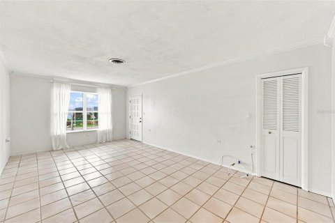Condominio en venta en Saint Petersburg, Florida, 2 dormitorios, 102.19 m2 № 2277906 - foto 3