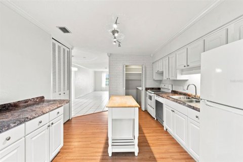 Condominio en venta en Saint Petersburg, Florida, 2 dormitorios, 102.19 m2 № 2277906 - foto 8