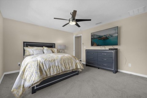 Touwnhouse à vendre à Kissimmee, Floride: 4 chambres, 176.7 m2 № 1446400 - photo 16