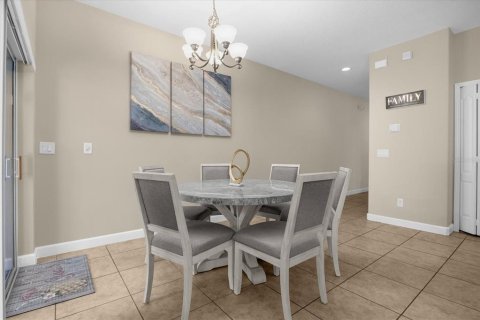 Touwnhouse à vendre à Kissimmee, Floride: 4 chambres, 176.7 m2 № 1446400 - photo 3