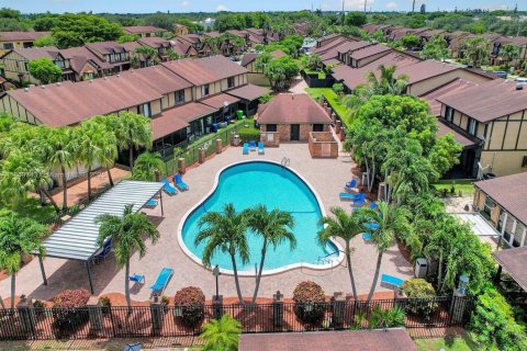 Adosado en venta en Sunrise, Florida, 2 dormitorios, 123.75 m2 № 1978267 - foto 14