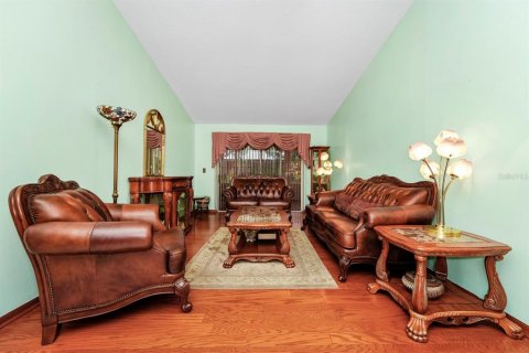 House in Orlando, Florida 4 bedrooms, 206.43 sq.m. № 1750792 - photo 7