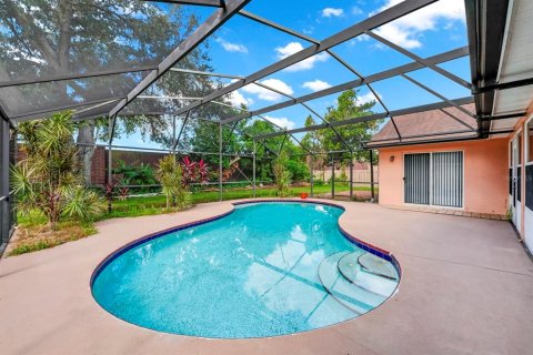 House in Orlando, Florida 4 bedrooms, 206.43 sq.m. № 1750792 - photo 15