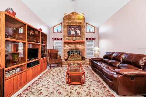 House in Orlando, Florida 4 bedrooms, 206.43 sq.m. № 1750792 - photo 8