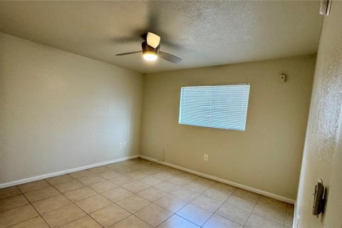 Condo in Orlando, Florida, 2 bedrooms № 2402739 - photo 9