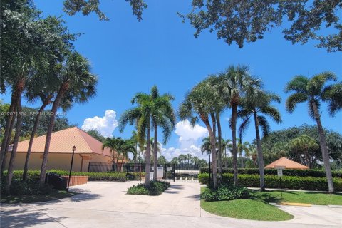 Townhouse in West Palm Beach, Florida 2 bedrooms, 114.83 sq.m. № 2171554 - photo 29