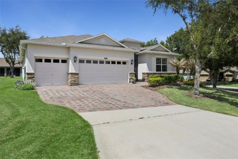 Villa ou maison à vendre à Clermont, Floride: 3 chambres, 241.27 m2 № 2113807 - photo 3