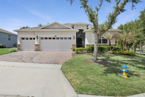 Villa ou maison à vendre à Clermont, Floride: 3 chambres, 241.27 m2 № 2113807 - photo 2