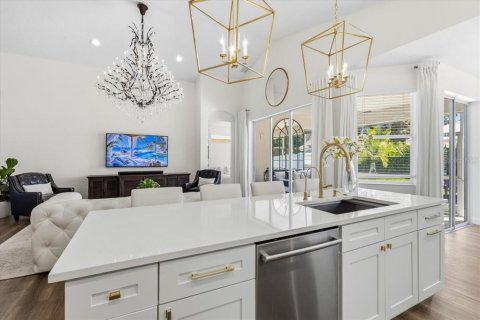 Villa ou maison à vendre à Bradenton, Floride: 2 chambres, 164.53 m2 № 2398646 - photo 16