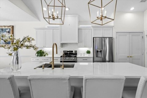 Villa ou maison à vendre à Bradenton, Floride: 2 chambres, 164.53 m2 № 2398646 - photo 17
