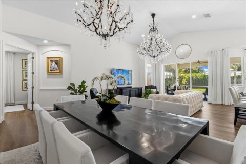 Villa ou maison à vendre à Bradenton, Floride: 2 chambres, 164.53 m2 № 2398646 - photo 2